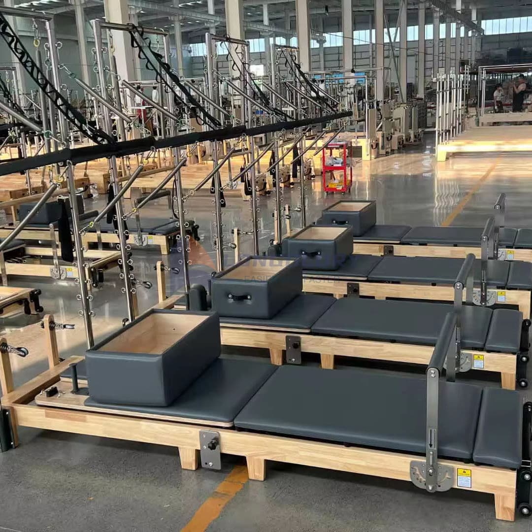 Reformador de Pilates Oak com meia torre